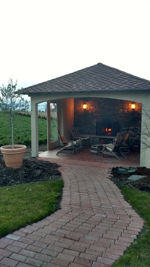 Casale Bed & Breakfast Forest Grove Exterior photo